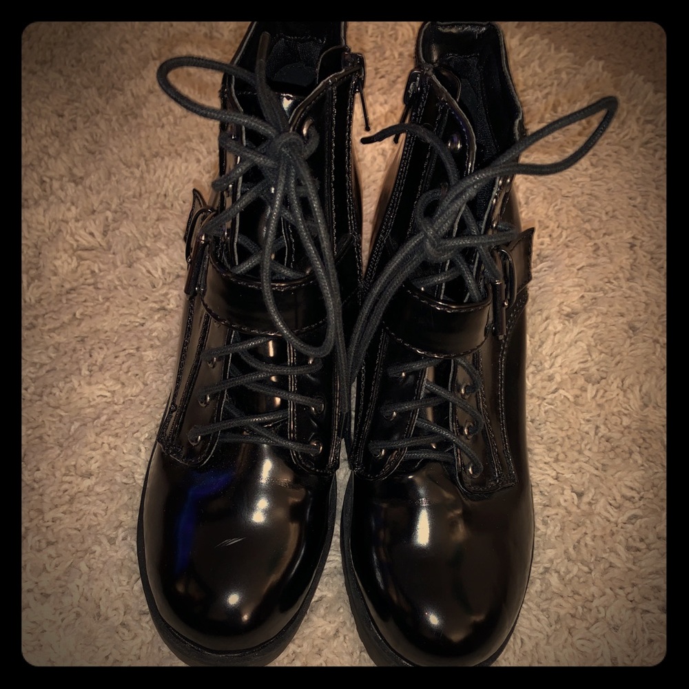 SODA Lug sole patent leather lace up booties